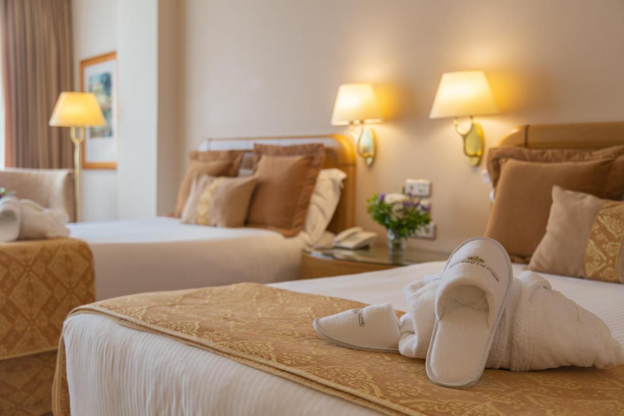 Gran Hotel Los Abetos Santiago de Compostela Bagian luar foto