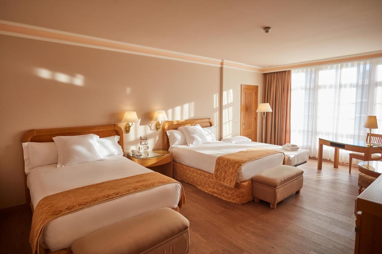 Gran Hotel Los Abetos Santiago de Compostela Bagian luar foto