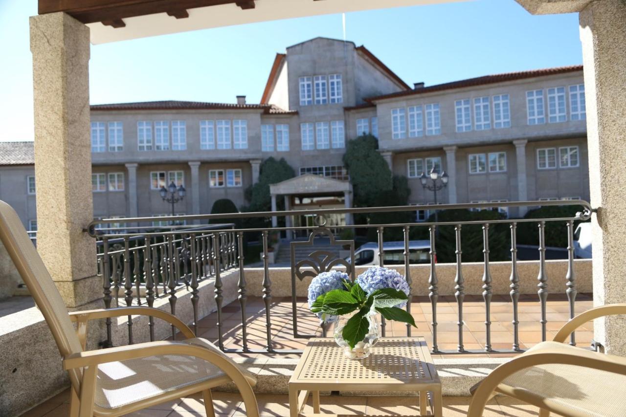 Gran Hotel Los Abetos Santiago de Compostela Bagian luar foto