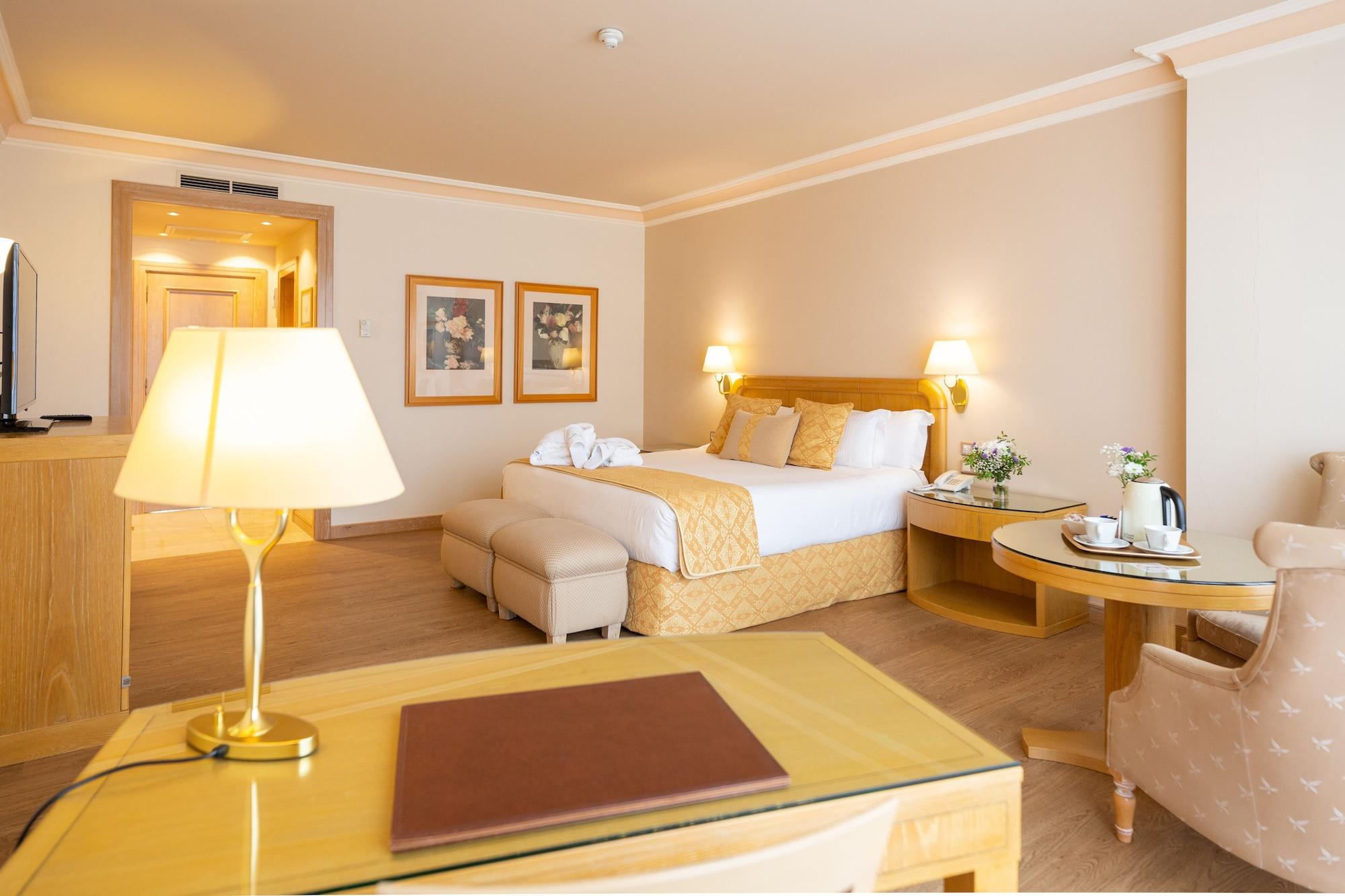 Gran Hotel Los Abetos Santiago de Compostela Bagian luar foto