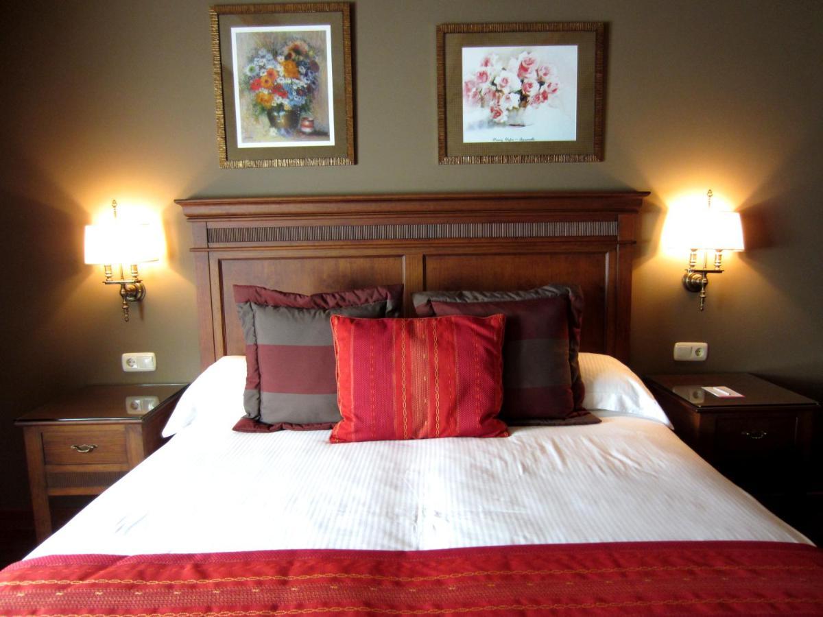 Gran Hotel Los Abetos Santiago de Compostela Bagian luar foto